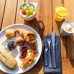 Hotel Maashof 4*