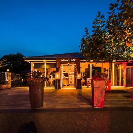 Maashof Hotel