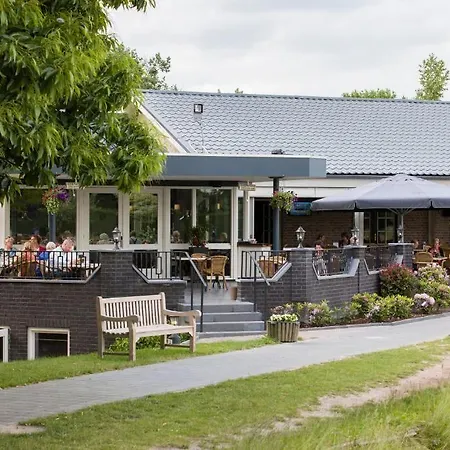 Maashof Hotel 4*