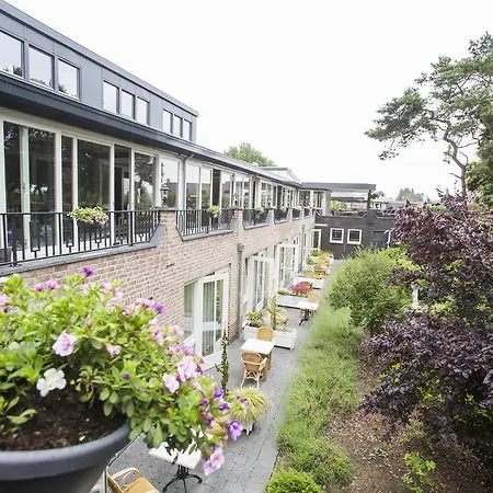Hotel Maashof 4*
