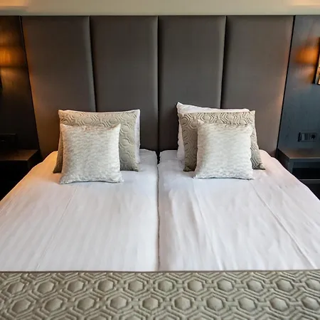 Maashof Hotel 4*