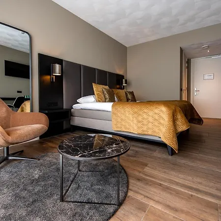 Maashof Hotel